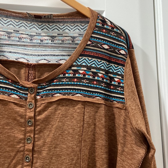 Cowgirl up Western long sleeve Aztec print XXL two flaws - Picture 7 of 14
